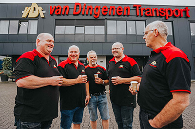 Gründer Jan Van Dingenen Transport im LKW