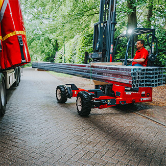 Rückseite des Mitnahmestaplertransports von VDT